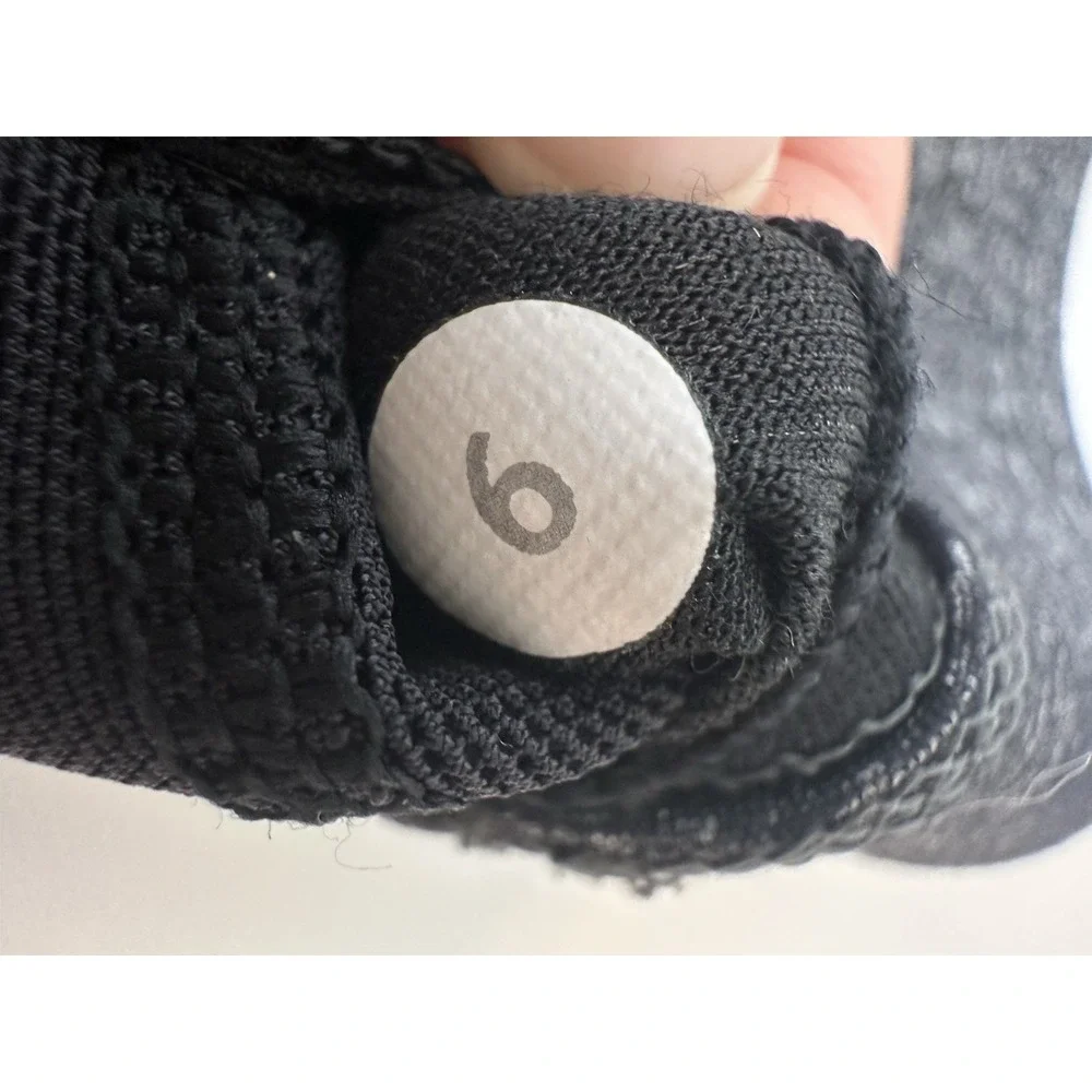 Lululemon if you're lucky sports bra‎ Womens Size 6 Athleisure Black Workout Gym - Picture 4 of 6